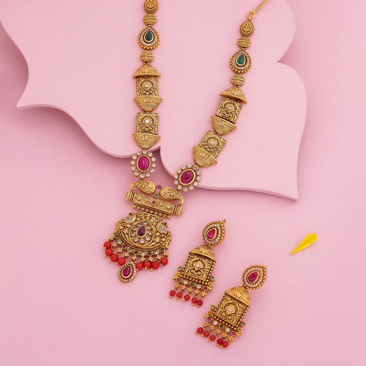 Antique Necklace 181317