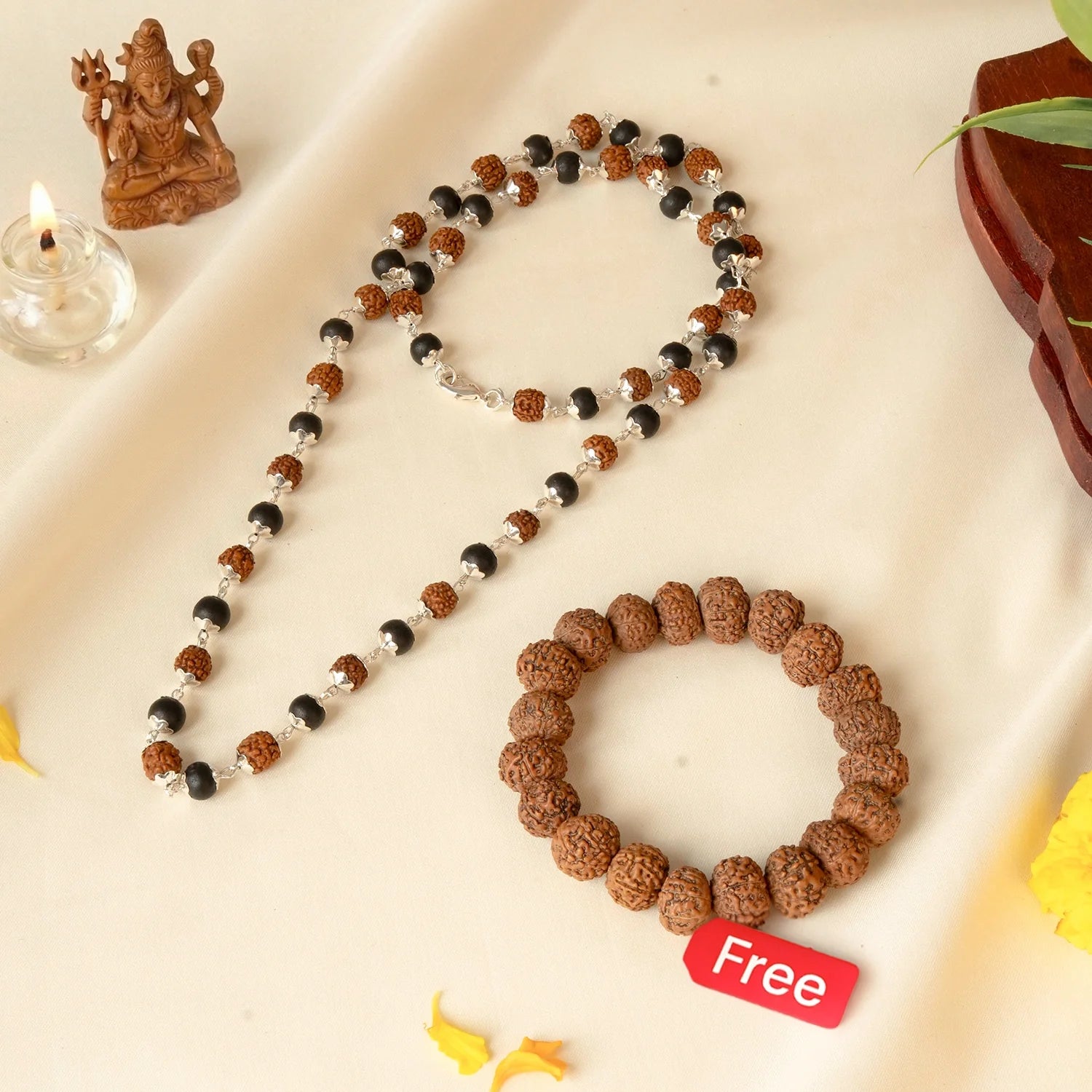 Divya Raksha Rudraksha & Karungali Mala with 7 Mukhi Rudraksha Bracele ...