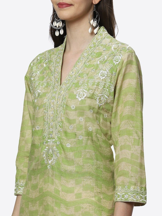 Biba Women Green Floral Embroidered Kurta