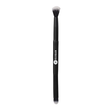 Sugar Cosmetics Blend Trend Eyeshadow Brush - 1 piece