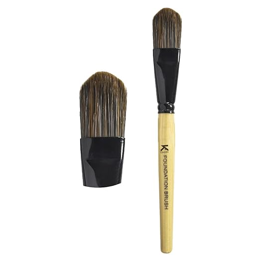 Kinded Flat Foundation Face And Neck Makeup Brush - 1 Pcs