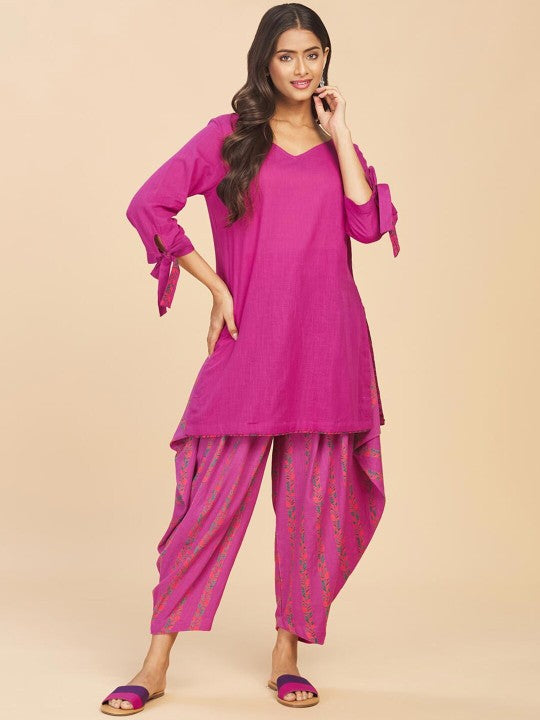 Fabindia Women Magenta V-Neck Pure Cotton Kurti