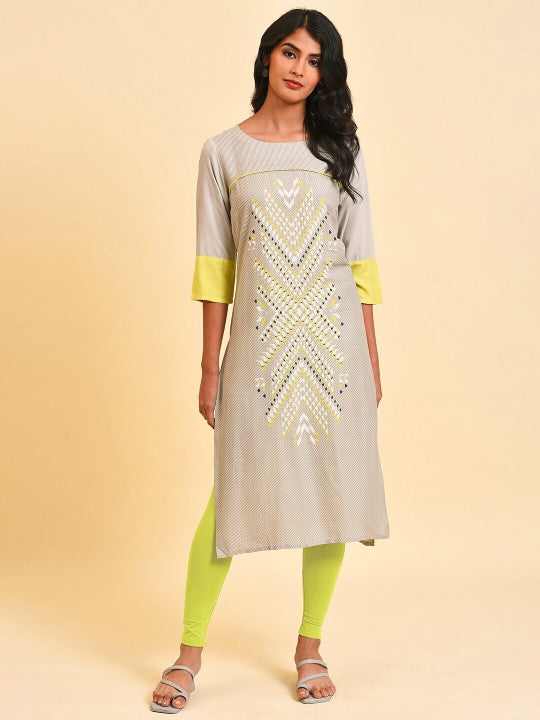 W Geometric Printed Regular Kurta With Leggings