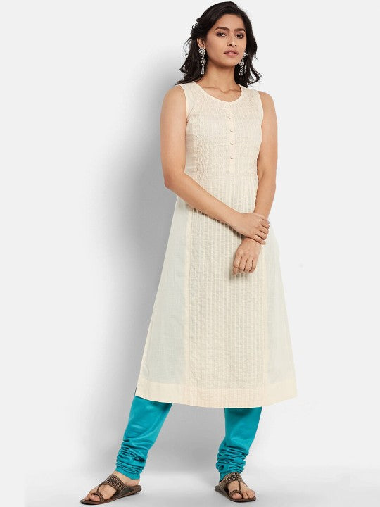 Fabindia Women Off White Cotton Textured Slim Fit Kurta