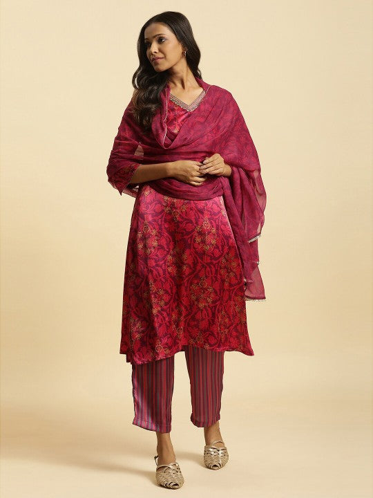 W Purple & Gold-Toned Floral Printed Gotta Patti Dupatta