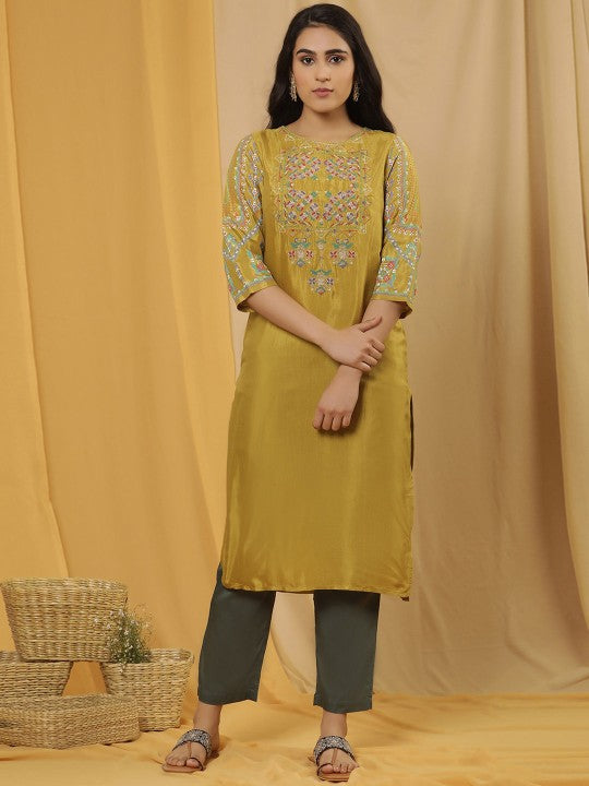 W Embroidered Regular Thread Work Kurta with Trousers