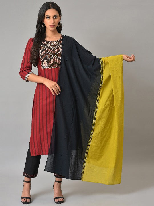 W Green & Black Colour blocked Dupatta