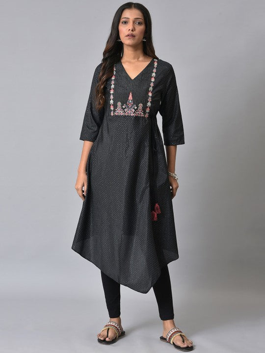 W Geometric Printed Thread Work Kurta With Leggings