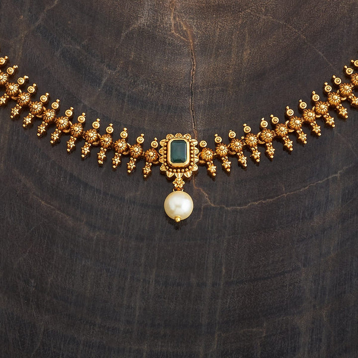 Antique Necklace 180511