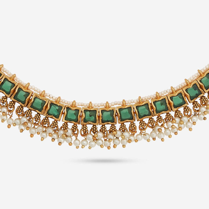 Antique Necklace 181229