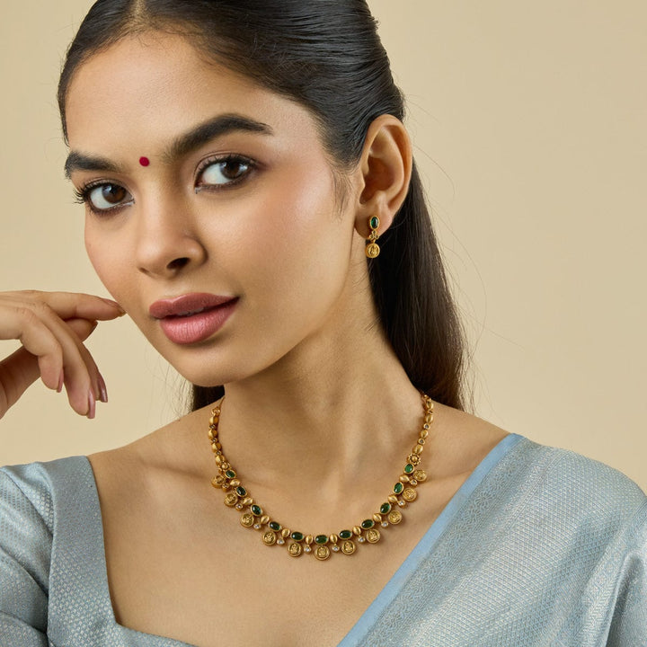 Antique Necklace 182330