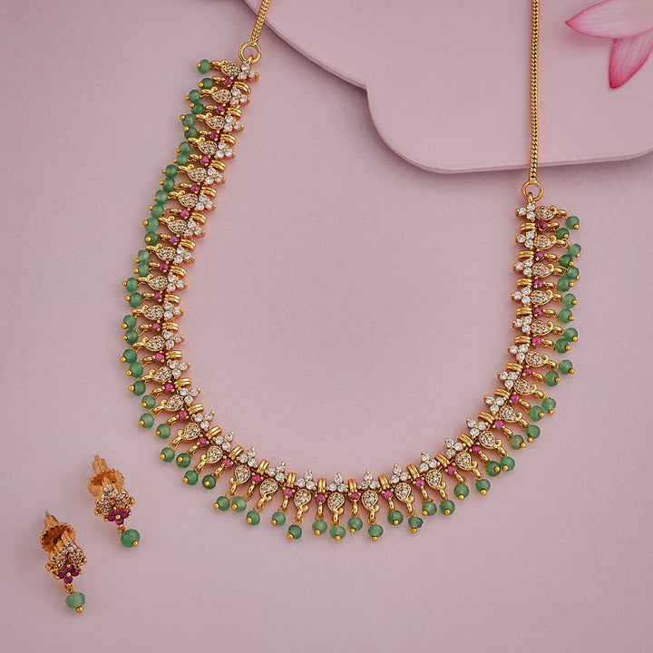 Antique Necklace 182700