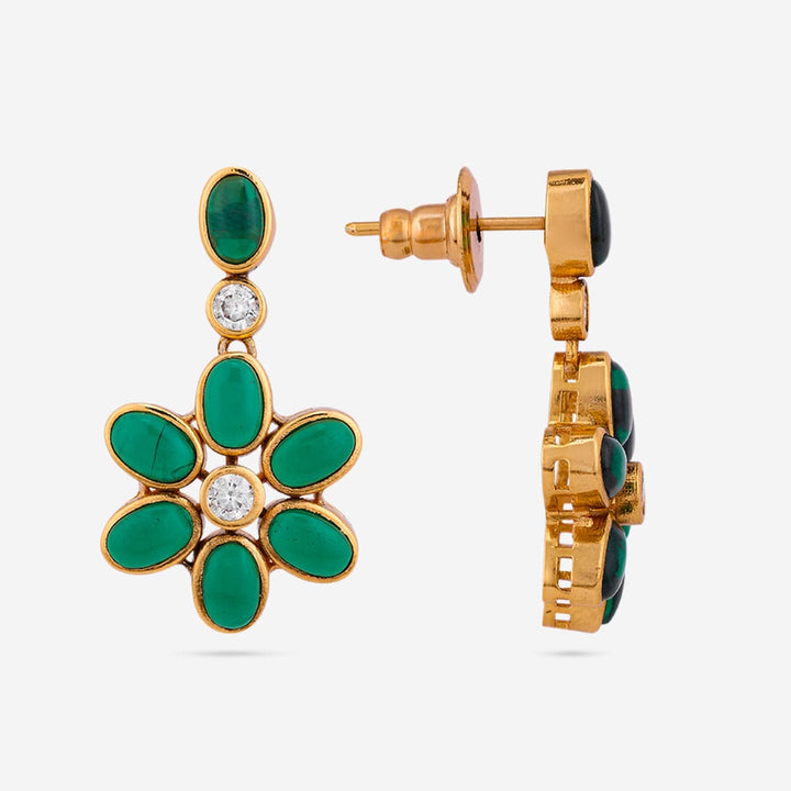 Antique Necklace 182710