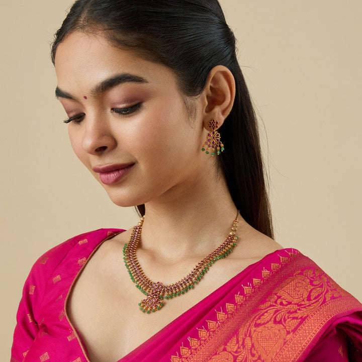 Antique Necklace 182742