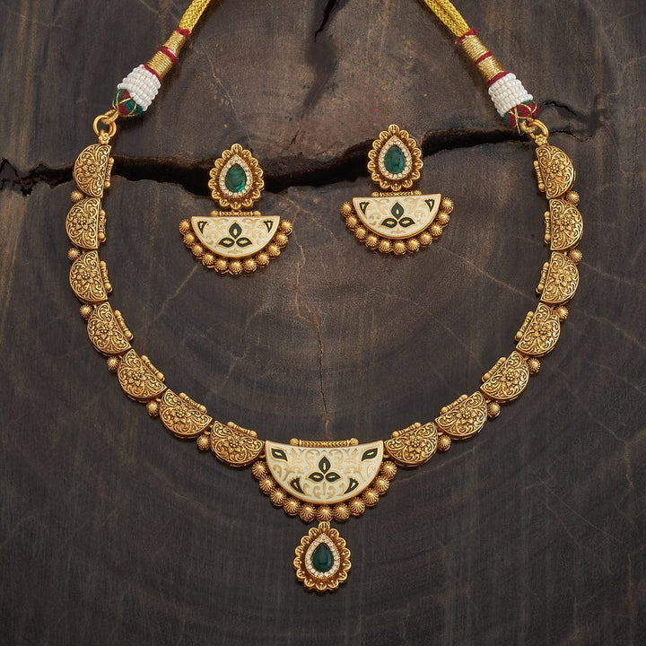 Antique Necklace 182801