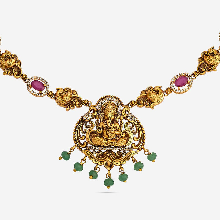 Antique Necklace 184570