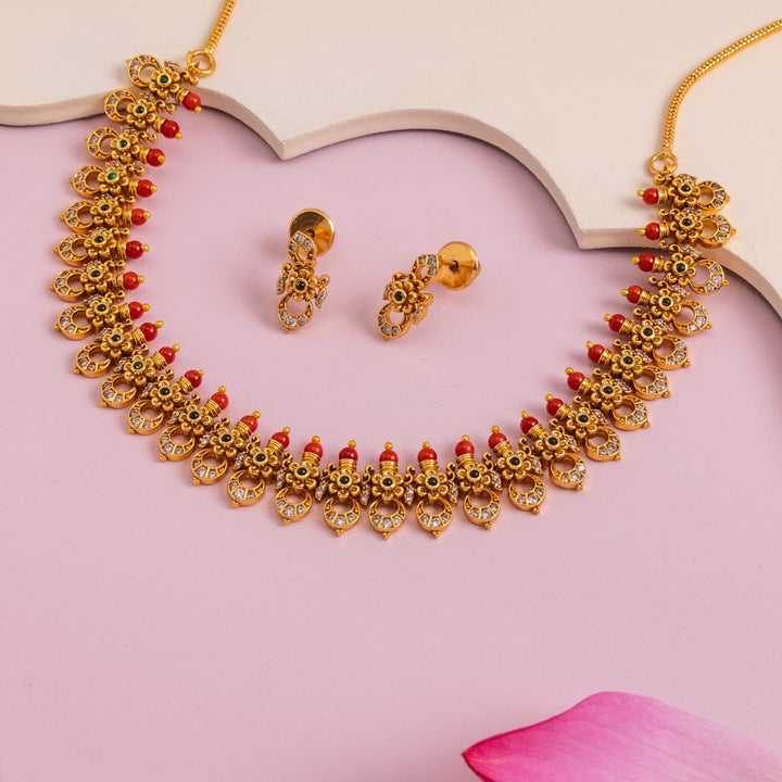 Antique Necklace 184597