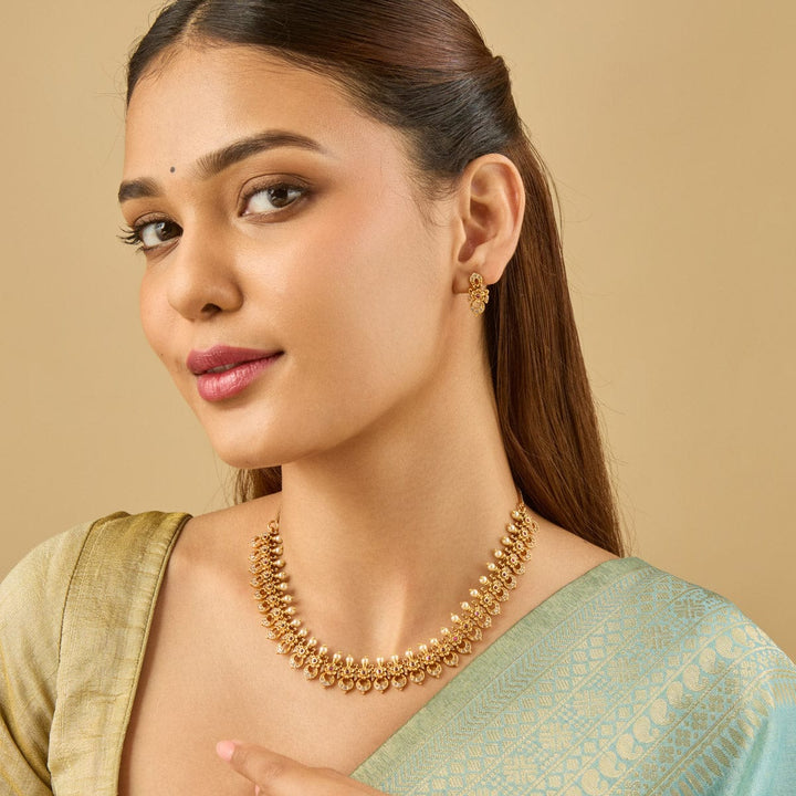 Antique Necklace 184597