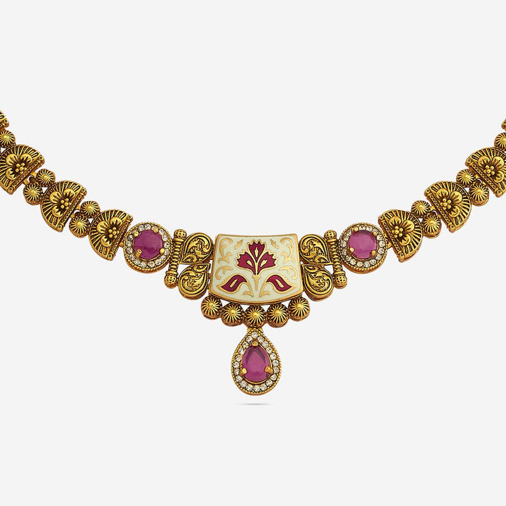 Antique Necklace 185357