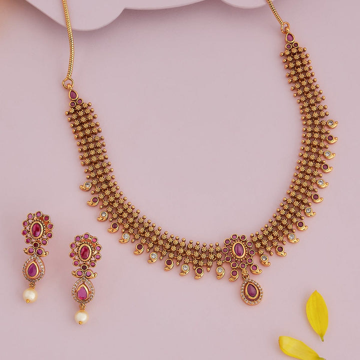 Antique Necklace 186398