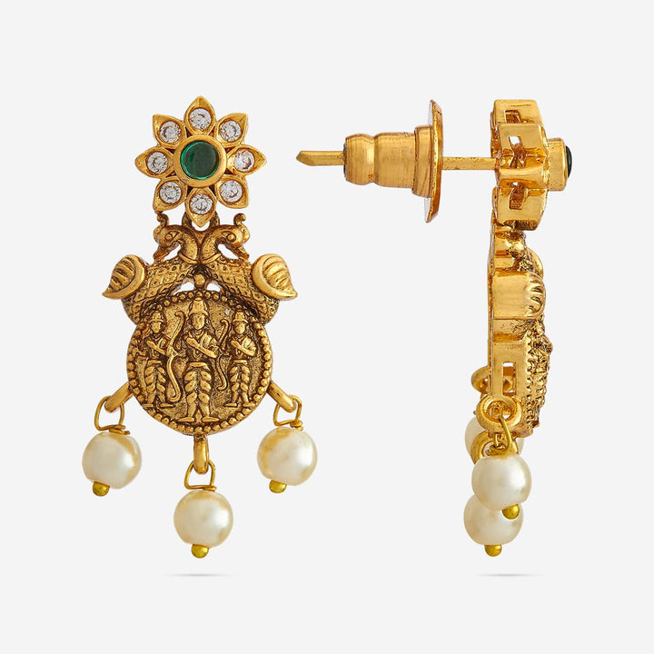 Antique Necklace 186400