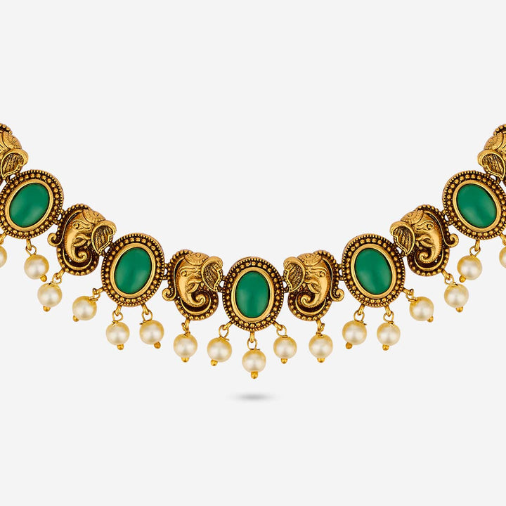 Antique Necklace 188718