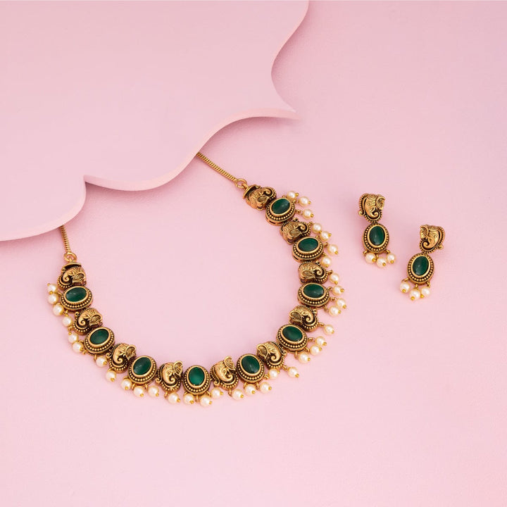 Antique Necklace 188718