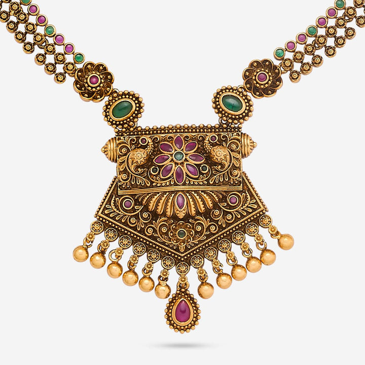 Antique Necklace 190706