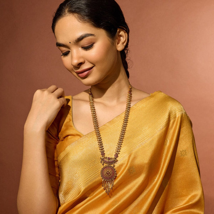 Antique Necklace 190713