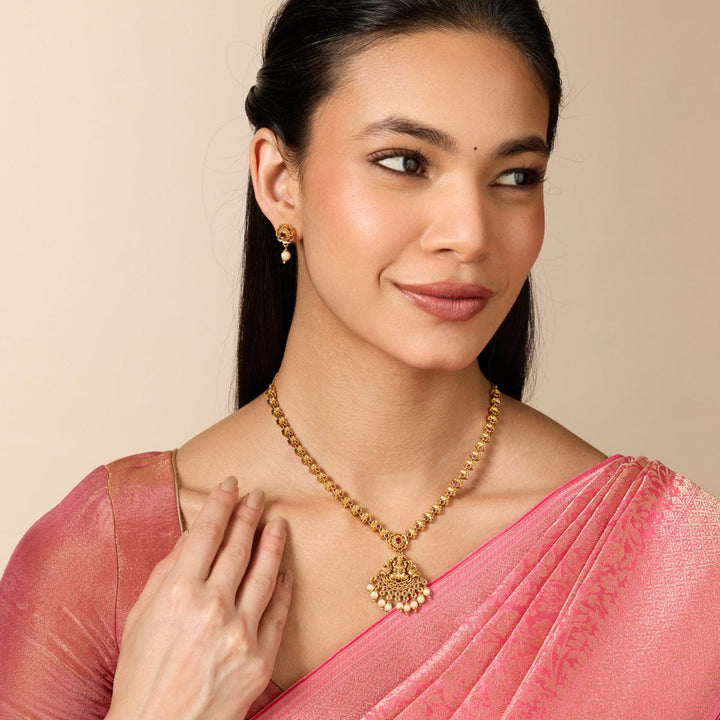 Antique Necklace 191860