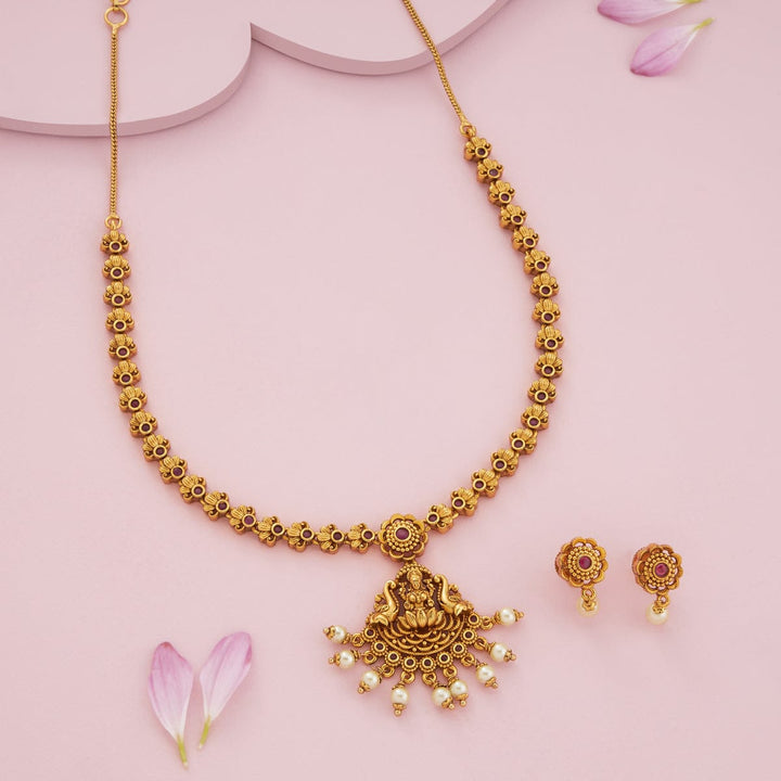 Antique Necklace 191860