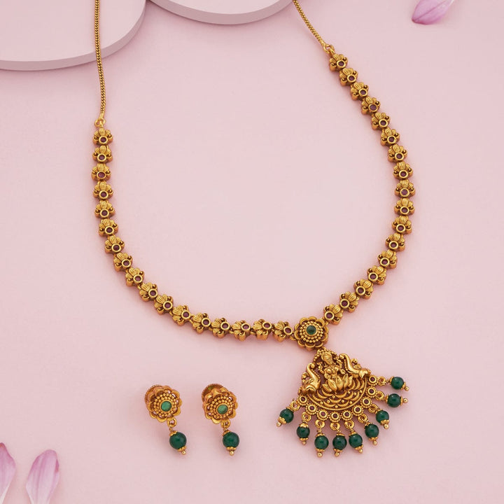 Antique Necklace 191860