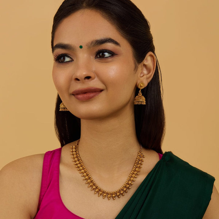 Antique Necklace 139674