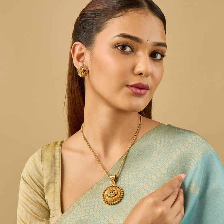 Antique Necklace 188241