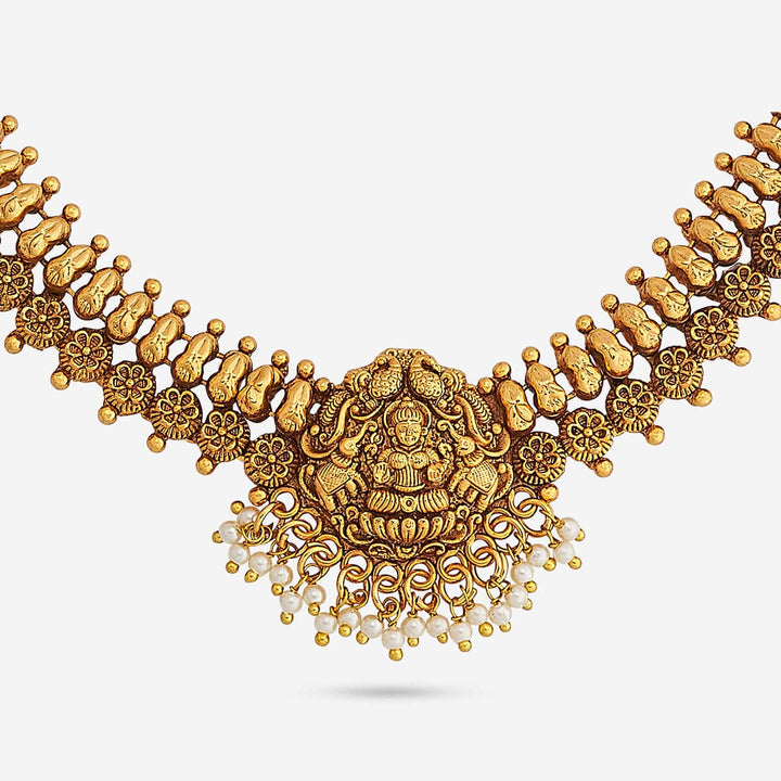 Antique Necklace 188711