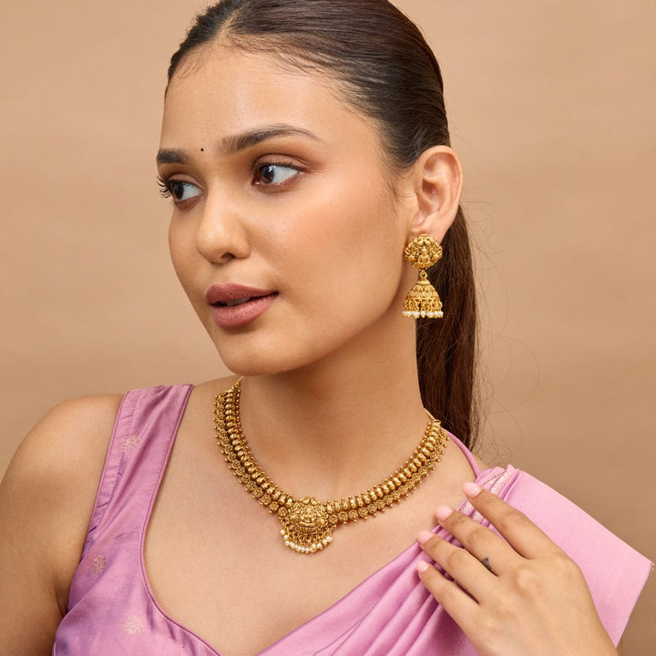 Antique Necklace 188711