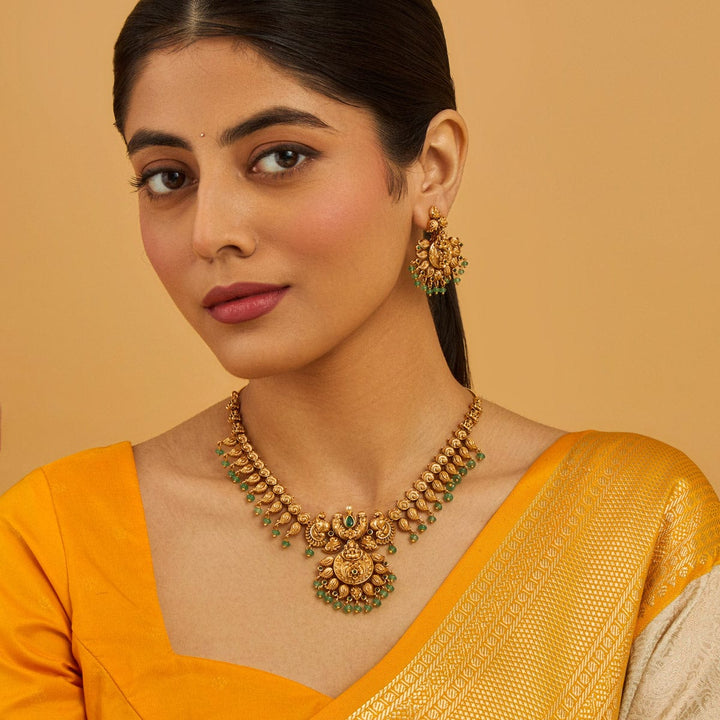 Antique Necklace 180535