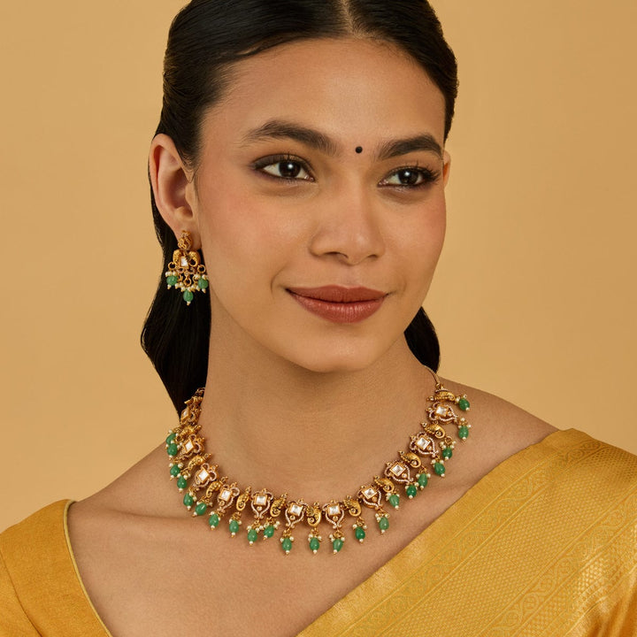 Antique Necklace 181321