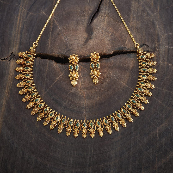 Antique Necklace 181641