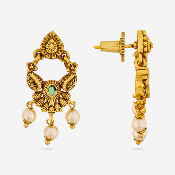 Antique Necklace 185675