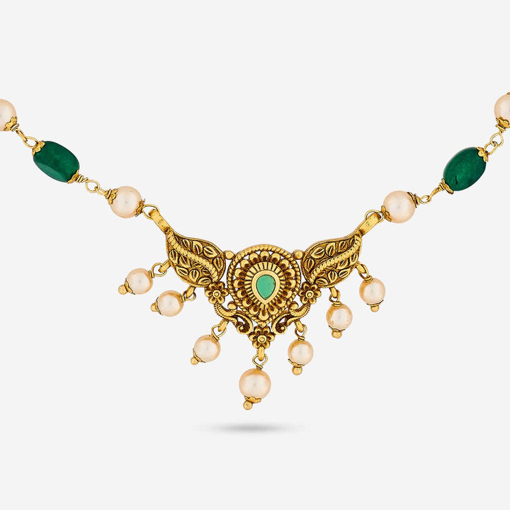 Antique Necklace 185675