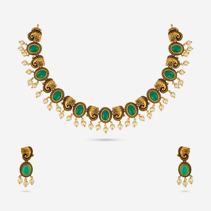 Antique Necklace 188718