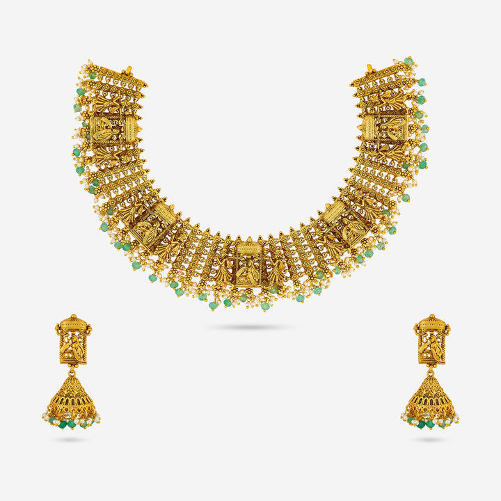 Antique Necklace 190966