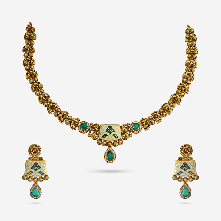 Antique Necklace 185357