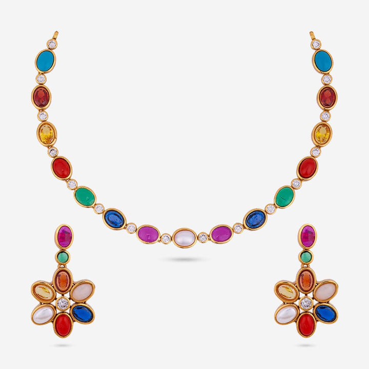 Antique Necklace 182710