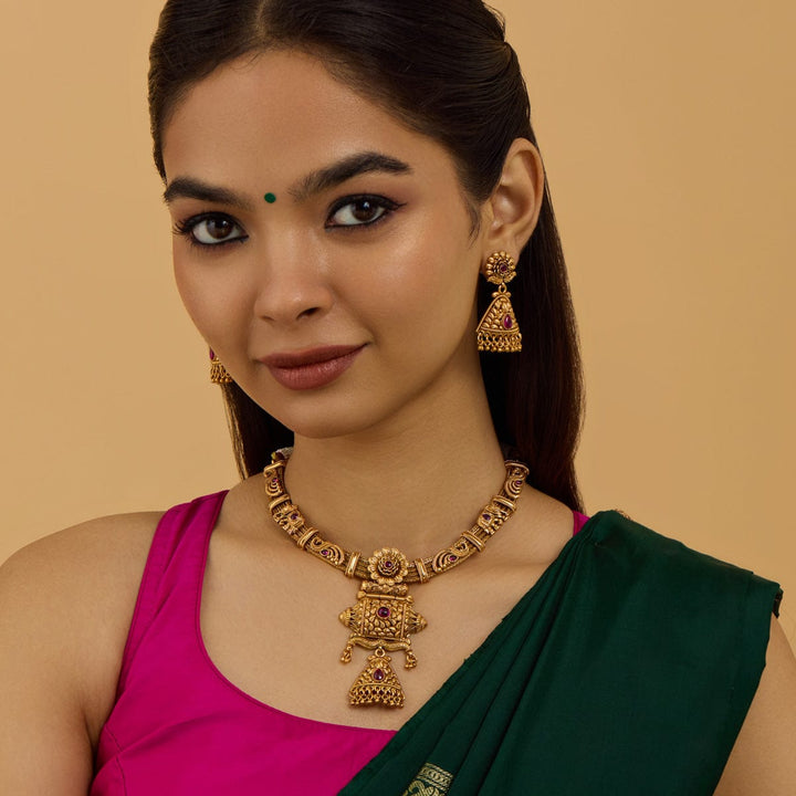 Antique Necklace 177870