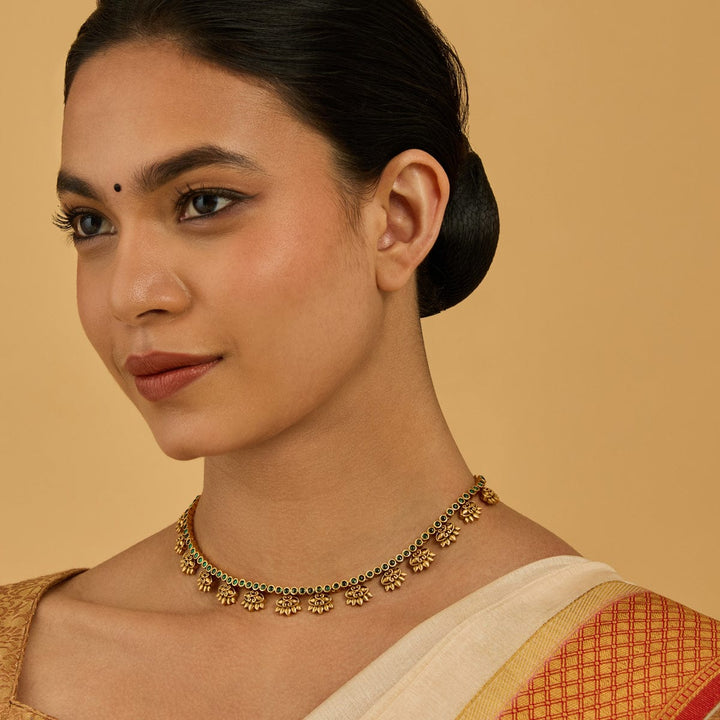 Antique Necklace 181307