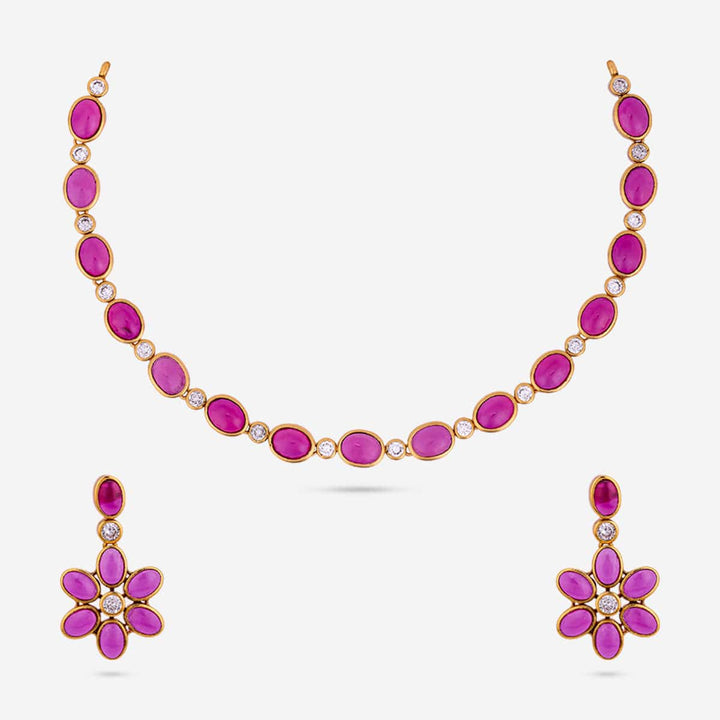 Antique Necklace 182710