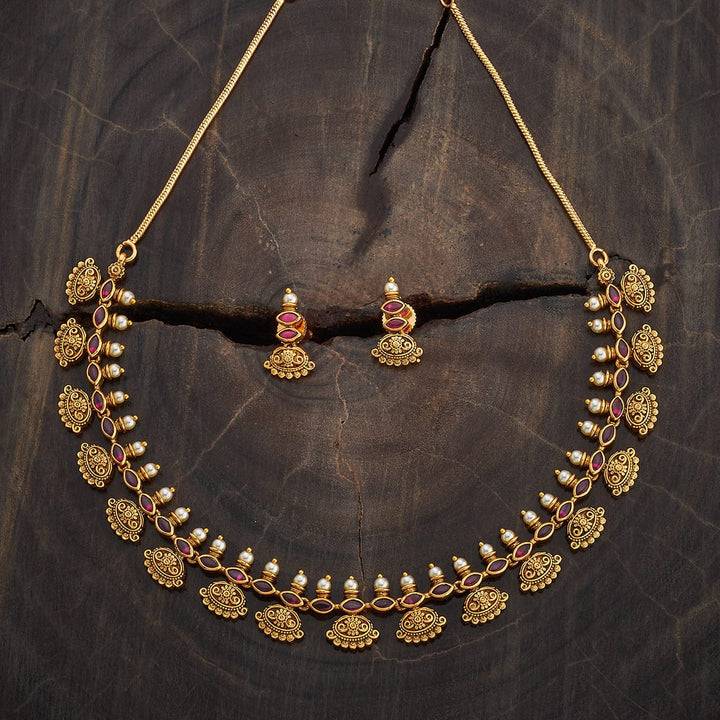 Antique Necklace 182712