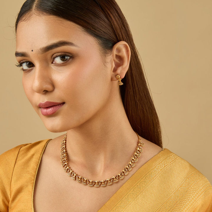 Antique Necklace 184589